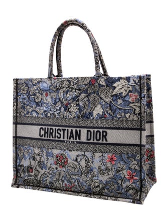 Christian Dior Canvas Book 2022