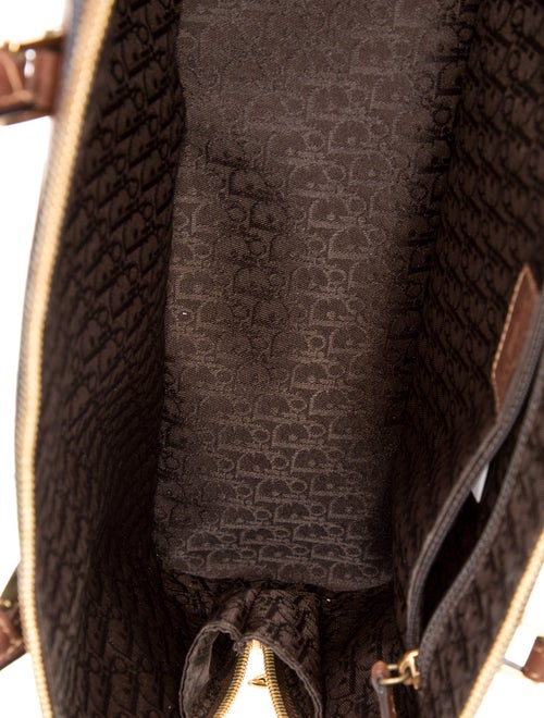 Christian Dior Signature Street Chic