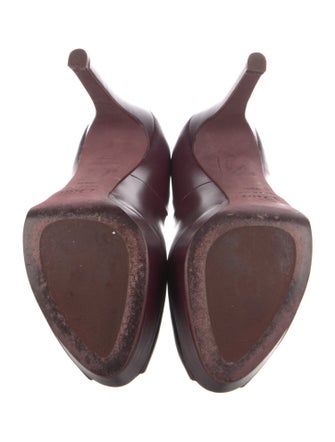 Christian Dior Leather Pumps