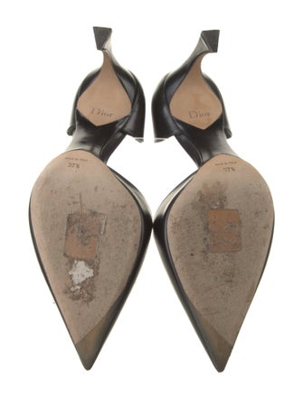 Christian Dior Leather D'Orsay Pumps