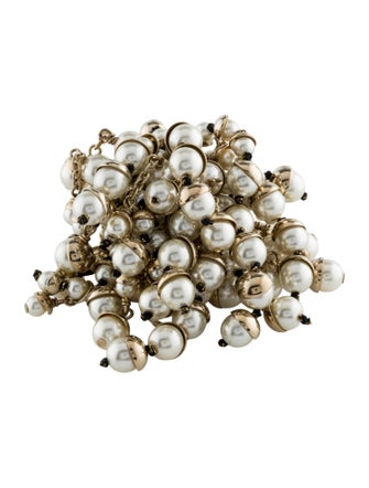 Christian Dior Faux Pearl Mise En Dior Cocktail Ring