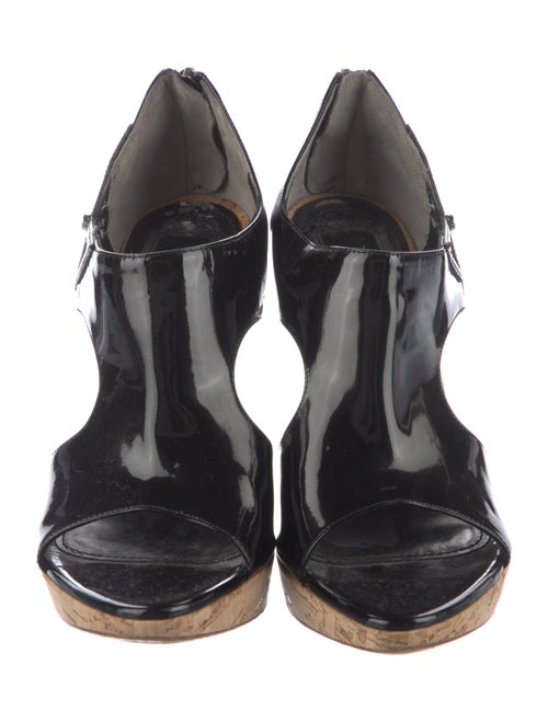 Christian Dior Patent Leather Cutout Accent T-Strap Sandals