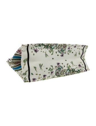 Christian Dior Toile de Jouy Book Large 2022