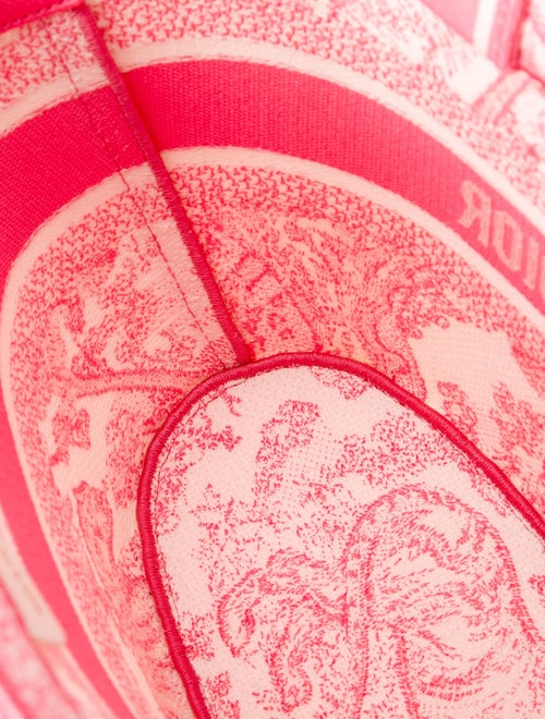 Christian Dior Signature Dioriviera Panier Chapeau 2024