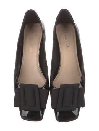 Christian Dior Patent Leather Bow Accents Pumps