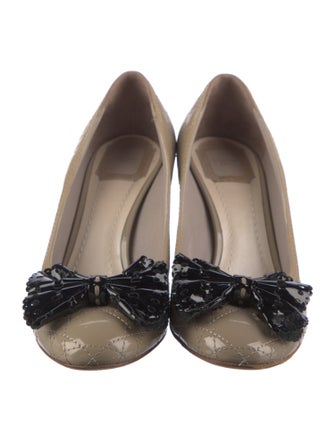Christian Dior Cannage Pattern Patent Leather Pumps