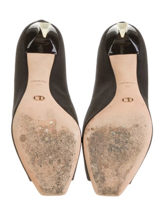 Christian Dior Canvas Pumps