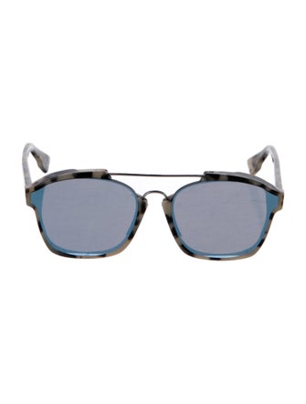 Christian Dior Aviator Tinted Sunglasses