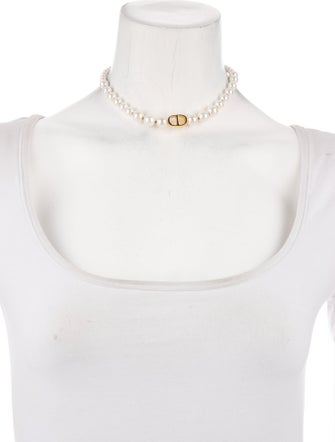 Christian Dior Faux Pearl 30 Montaigne Choker