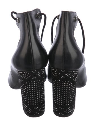 Christian Dior Leather Studded Accents Pumps
