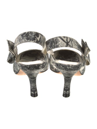 Christian Dior Floral Print Bow Accents Slingback Pumps