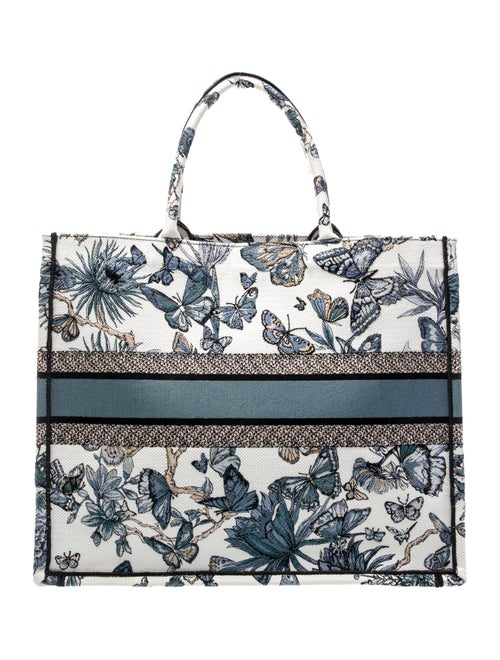 Christian Dior Canvas Book Large 2023