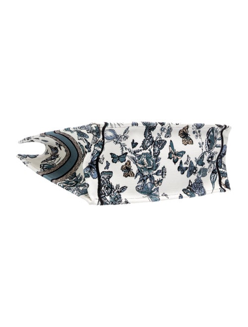 Christian Dior Canvas Book Large 2023