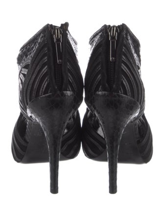 Christian Dior Leather D'Orsay Pumps