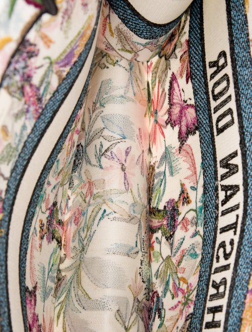 Christian Dior Canvas Book Large 2023