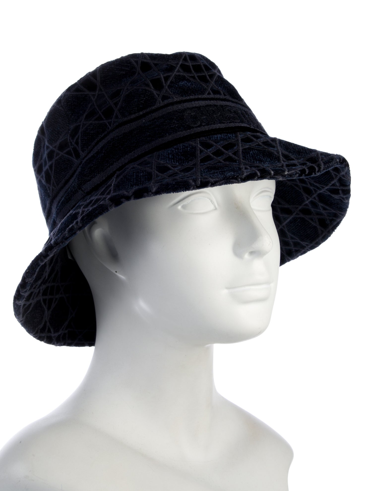 Hermès Toundra Calvi Bucket Hat Cashmere with Silk and  Viscose Lining , Sz. 56 Hermès Calvi Seashell Bucket Hat - Neutrals Hats  main image 4