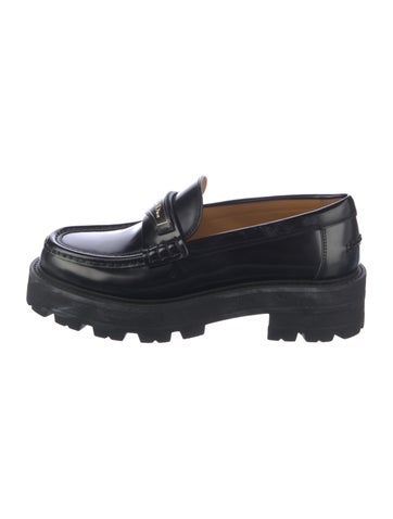 Pre-owned Dior Leather Loafers In Black
