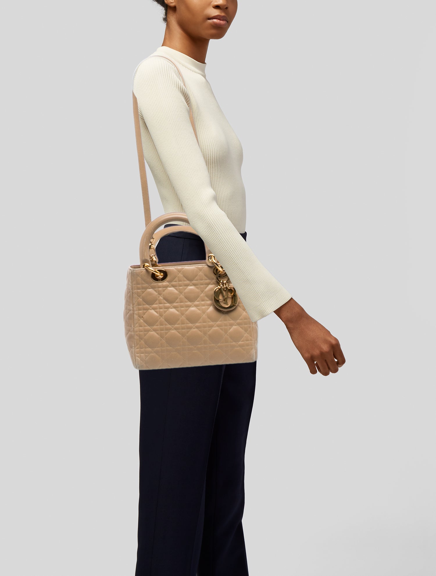 Christian Dior Cannage Lady Dior Medium - Neutrals Handle Bags