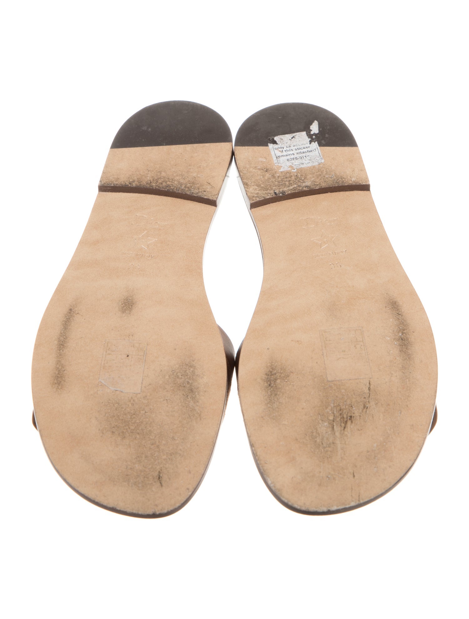 Leather Graphic Print Slides — 5/5