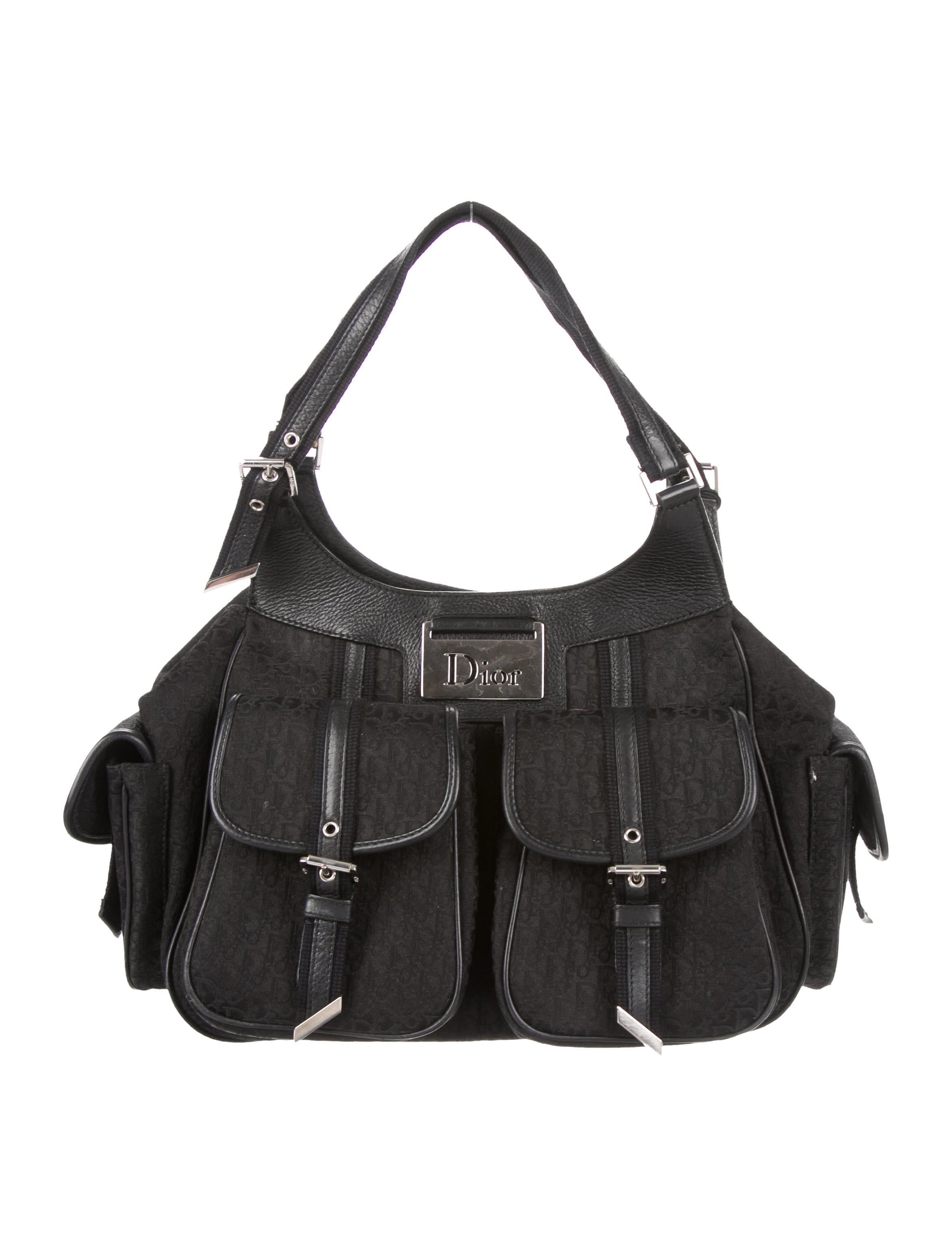 oblique shoulder bag