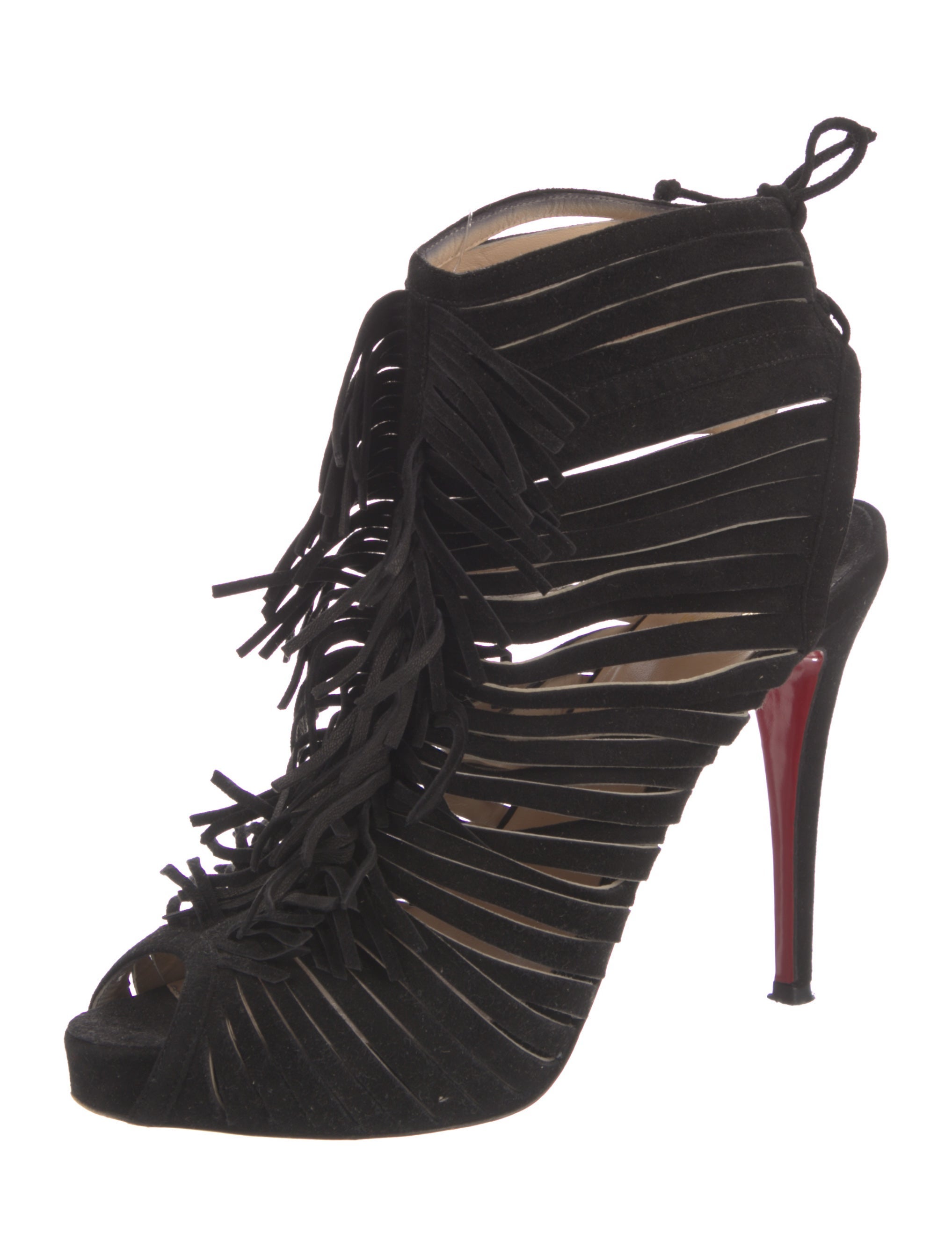 louboutin suede pumps