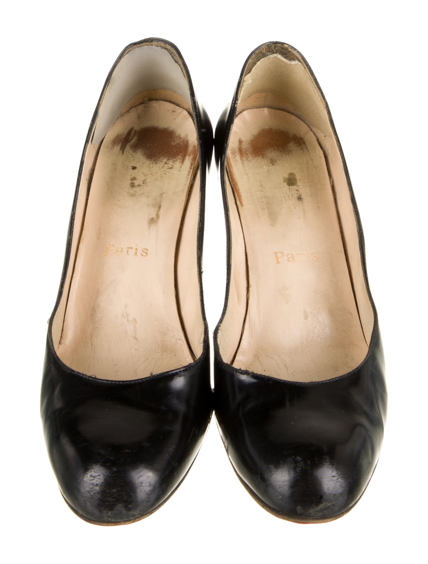 classic christian louboutin pumps