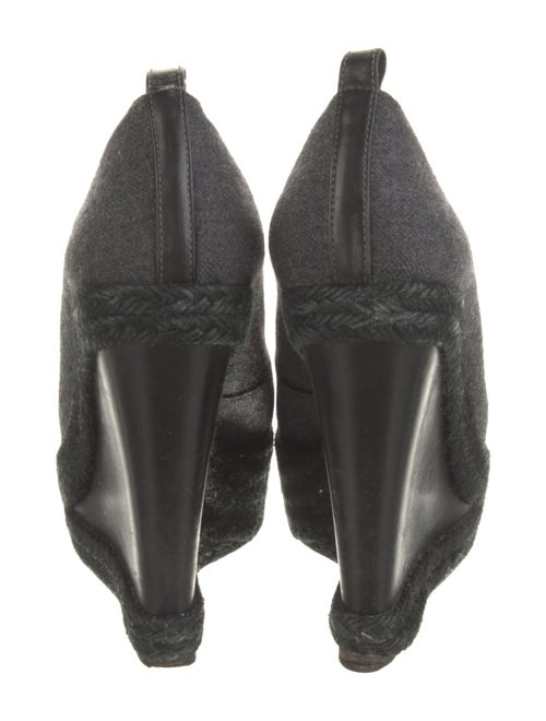 Christian Louboutin Pumps