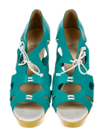 Christian Louboutin Fossile Leather Pumps