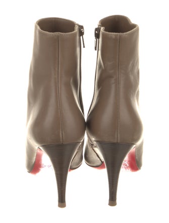 Christian Louboutin Lizard