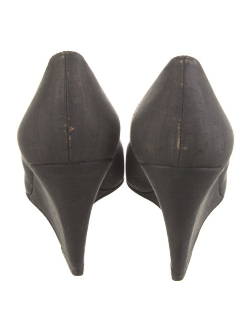 Christian Louboutin Pumps