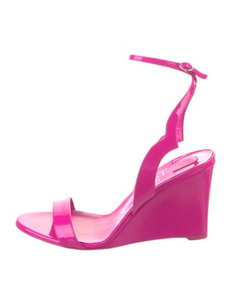 Christian Louboutin Patent Leather Scalloped Accent Slingback Sandals