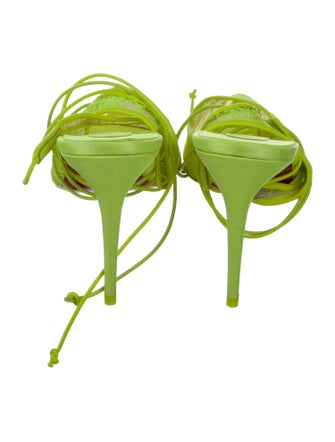 Christian Louboutin Lace Lace Pattern Pumps