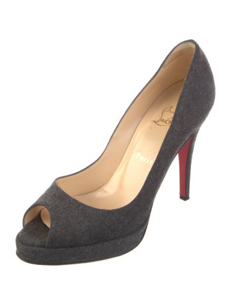 Christian Louboutin Tweed Pumps
