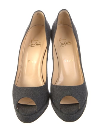 Christian Louboutin Tweed Pumps