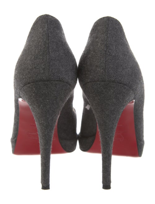 Christian Louboutin Tweed Pumps