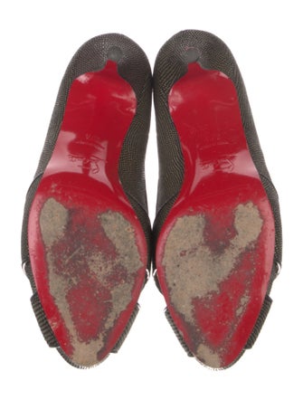 Christian Louboutin Stingray Pumps