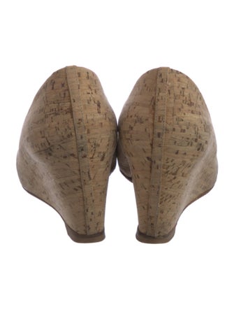 Christian Louboutin Pumps