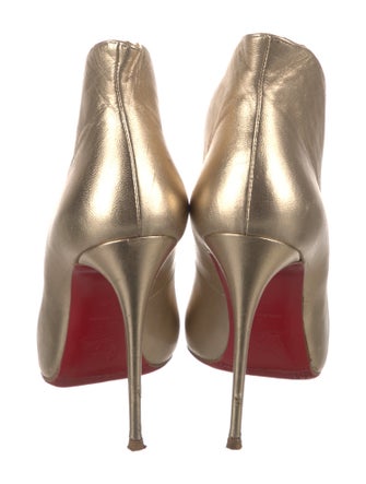 Christian Louboutin Leather Pumps