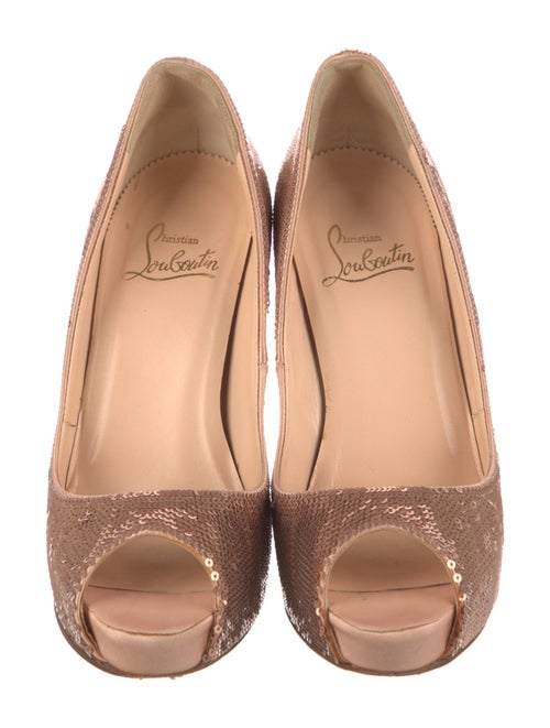 Christian Louboutin Very Prive Sequins Pumps