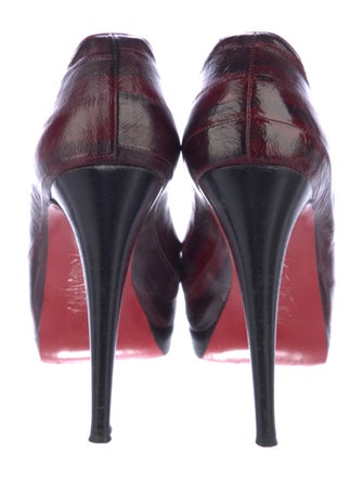 Christian Louboutin Leather Pumps