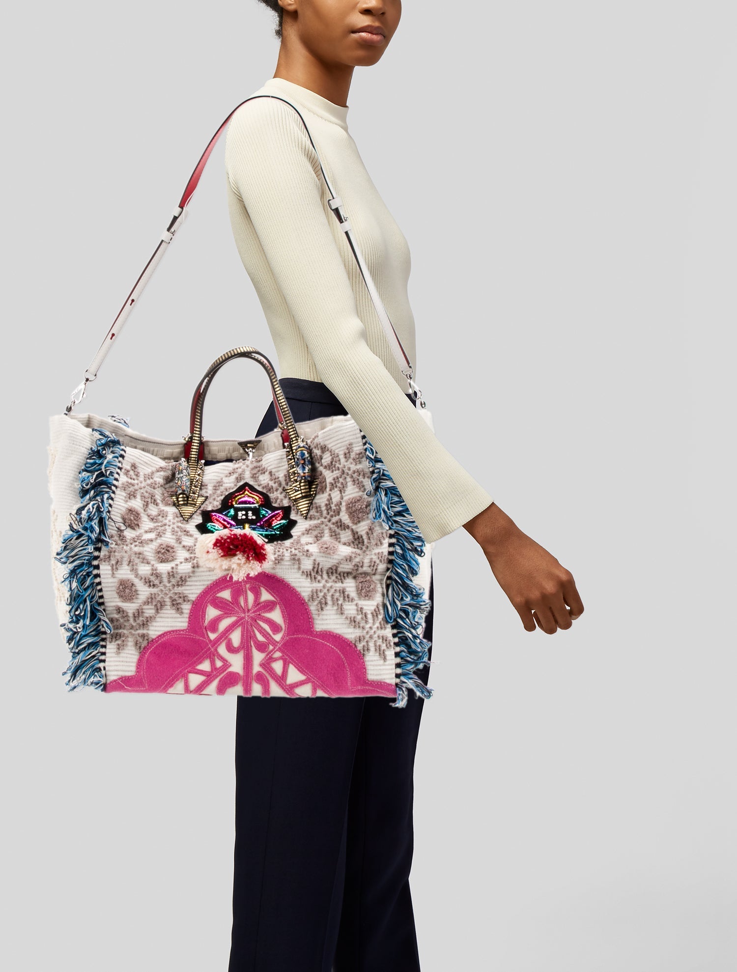 Christian Louboutin Spike Portugaba