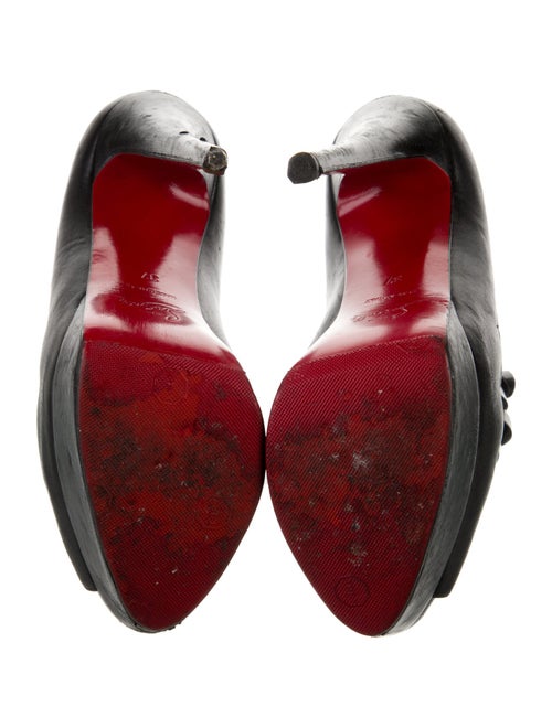 Christian Louboutin Marine 150 Leather Pumps