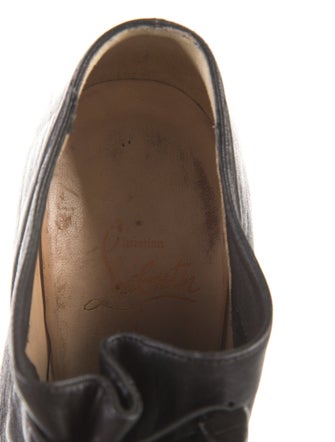 Christian Louboutin Marine 150 Leather Pumps