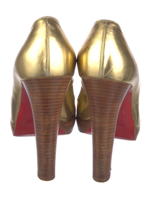 Christian Louboutin Leather Pumps