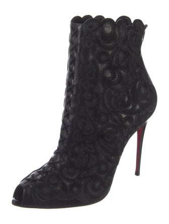 Christian Louboutin Leather Scalloped Accent Pumps