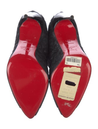 Christian Louboutin Leather Scalloped Accent Pumps