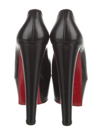 Christian Louboutin Leather Pumps