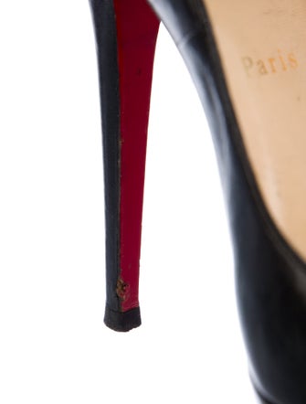 Christian Louboutin Leather Pumps
