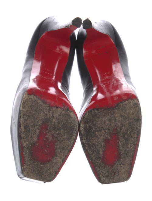 Christian Louboutin Leather Pumps