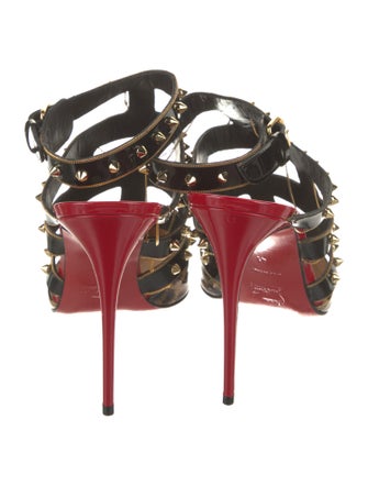 Christian Louboutin Chain-Link Accent Patent Leather Pumps